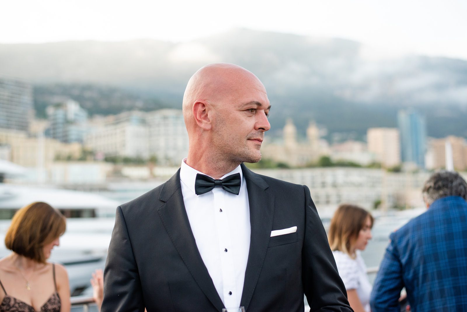 Bold shot in event photography at an elegant gathering