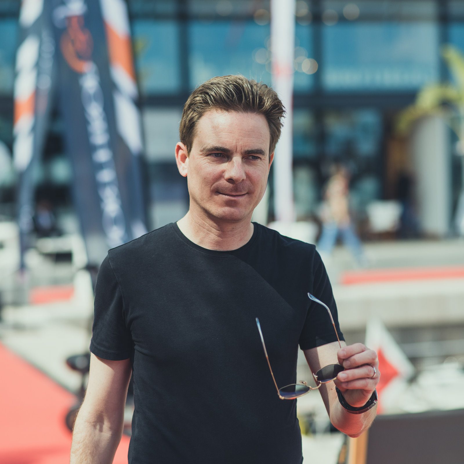 Memorable instant in event photography at a dynamic yacht gathering