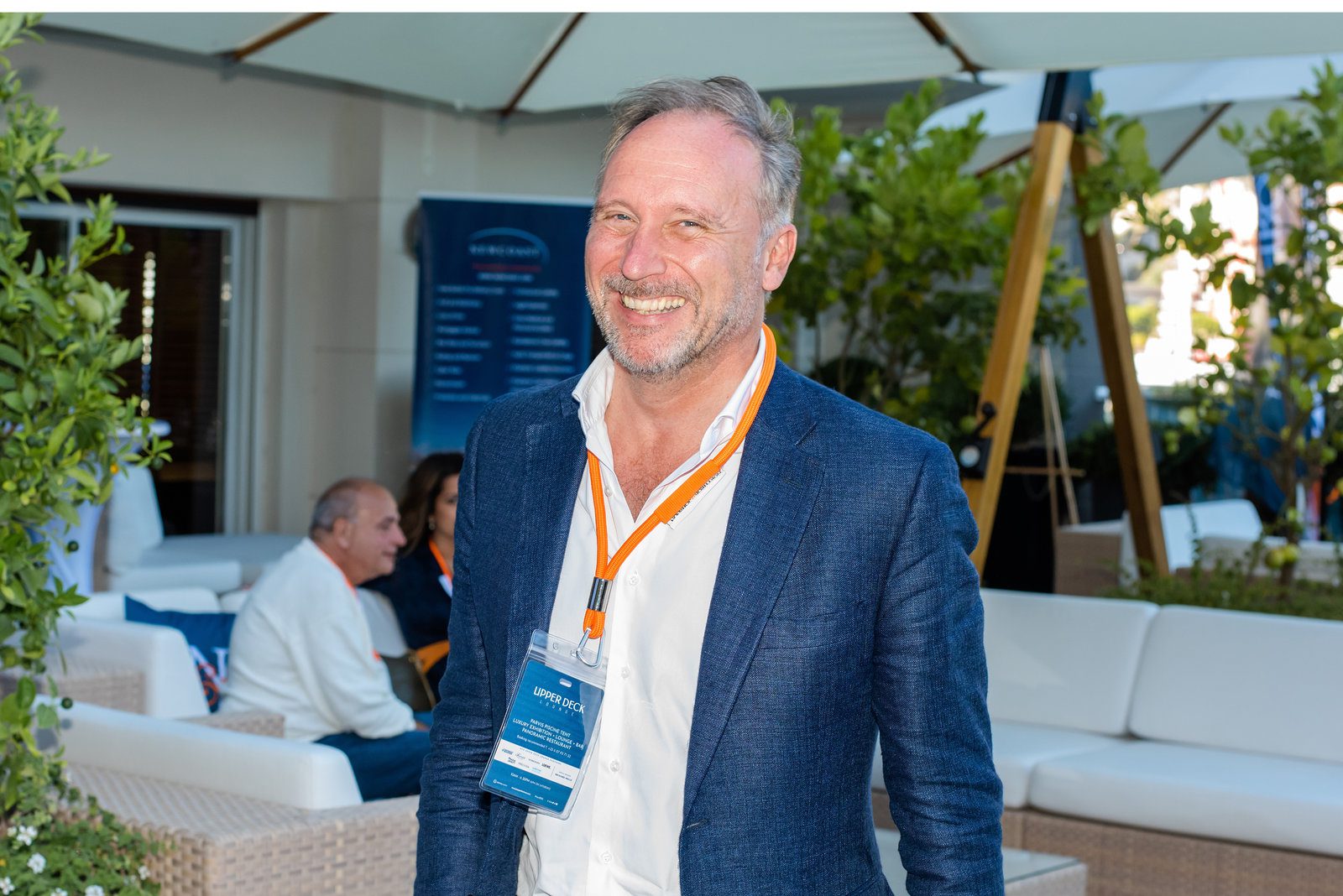 Timeless essence in event photography at a stylish French event