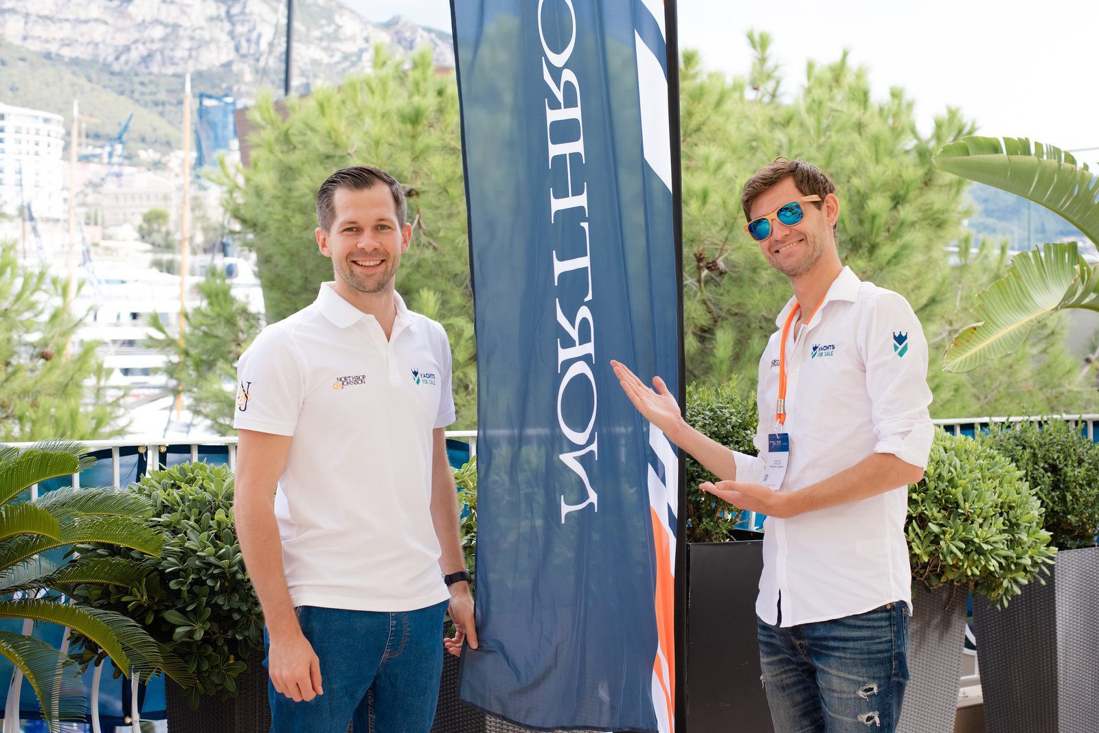 Rich hue in event photography at a vibrant yacht event