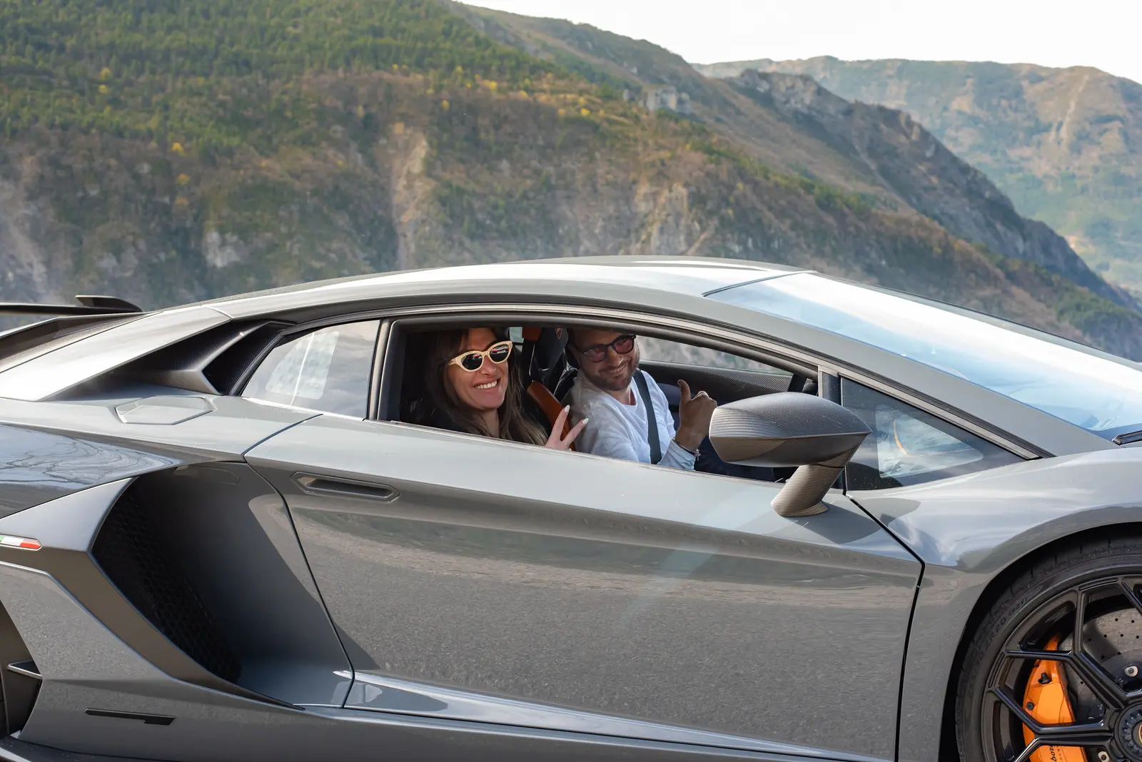 fast-lane-drive-french-event-photography-charm