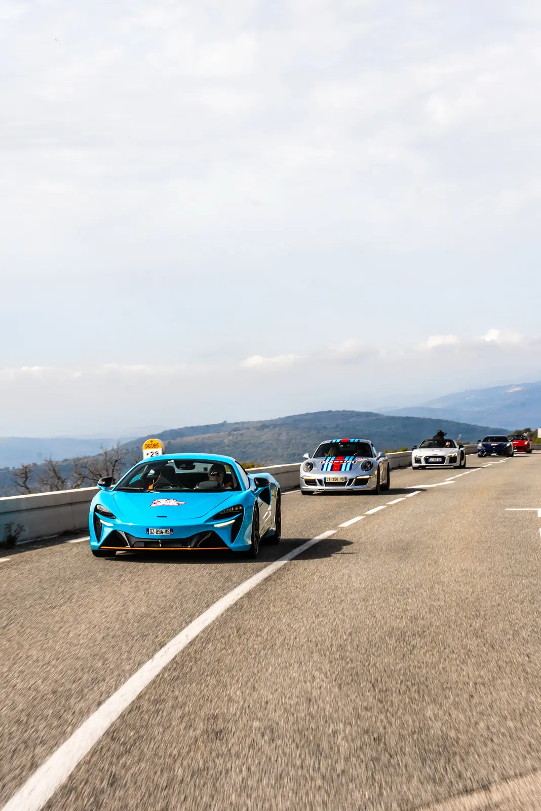 french-event-photography-fast-lane-drive-view