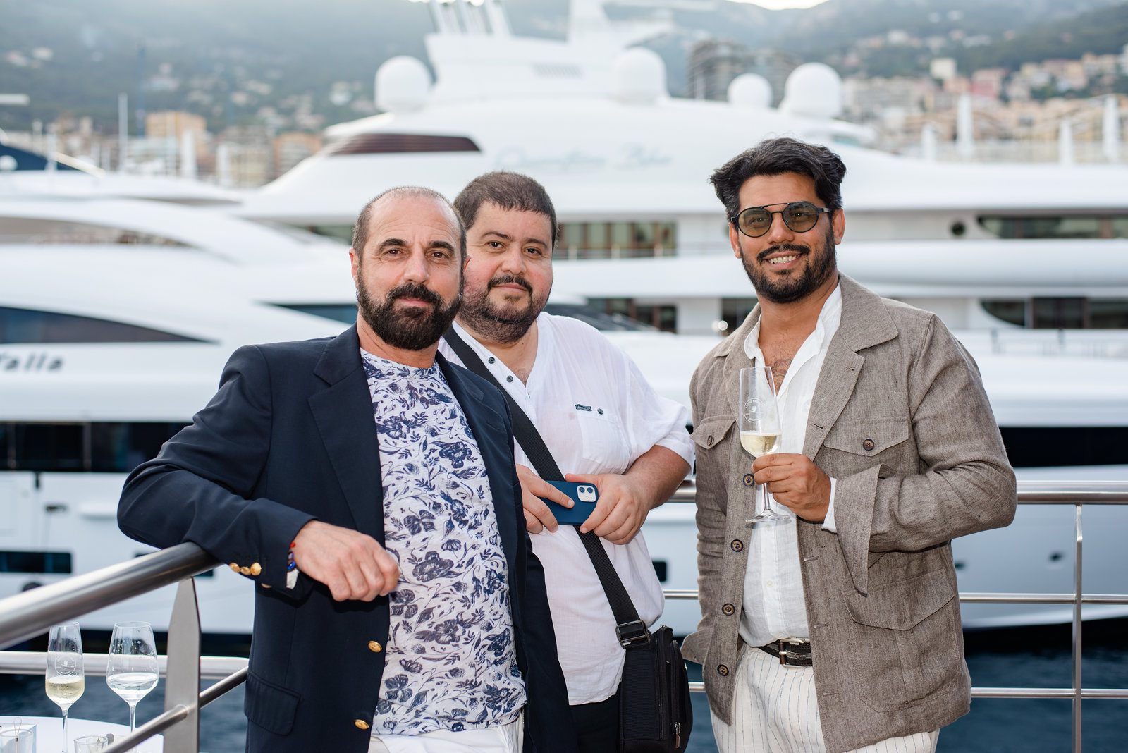 Warm glow in event photography at a vibrant conference