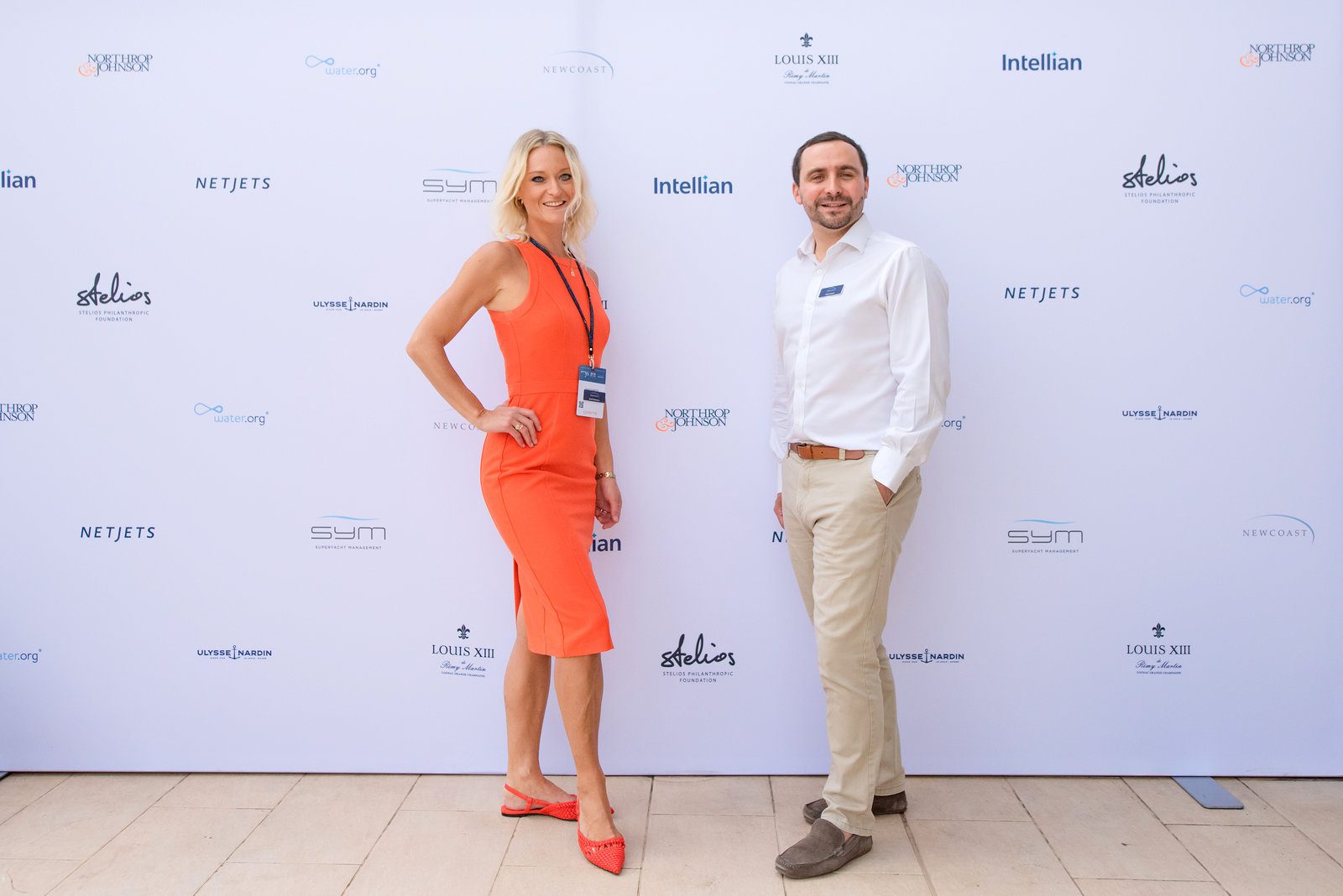 Artful frame in event photography at a stylish yacht event