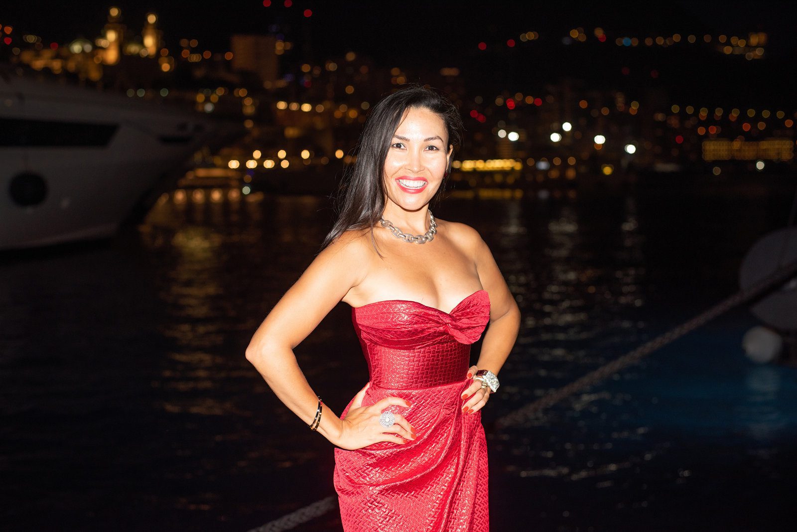 Bold vision in event photography at an elegant forum event