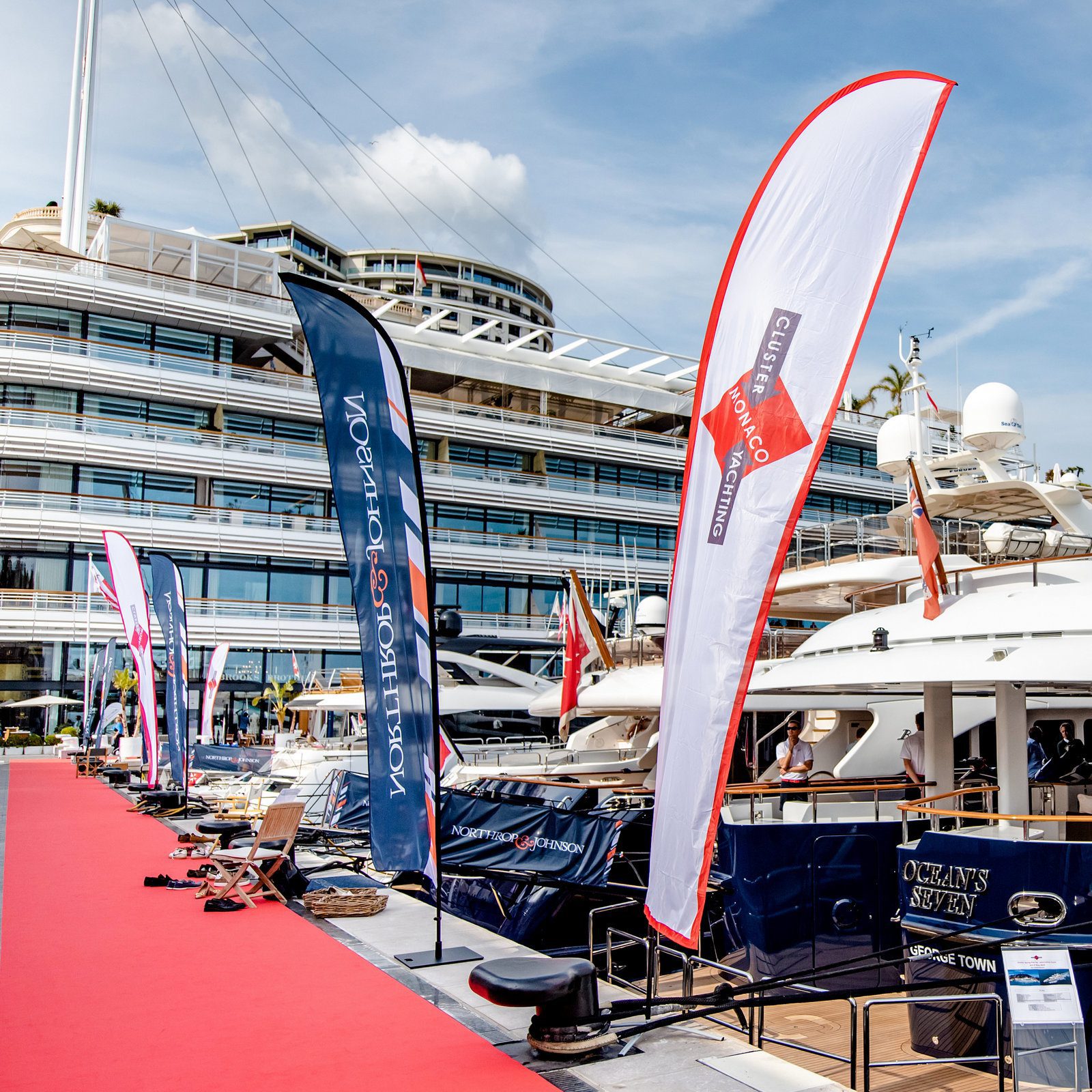 Fine detail in event photography at a vibrant French event