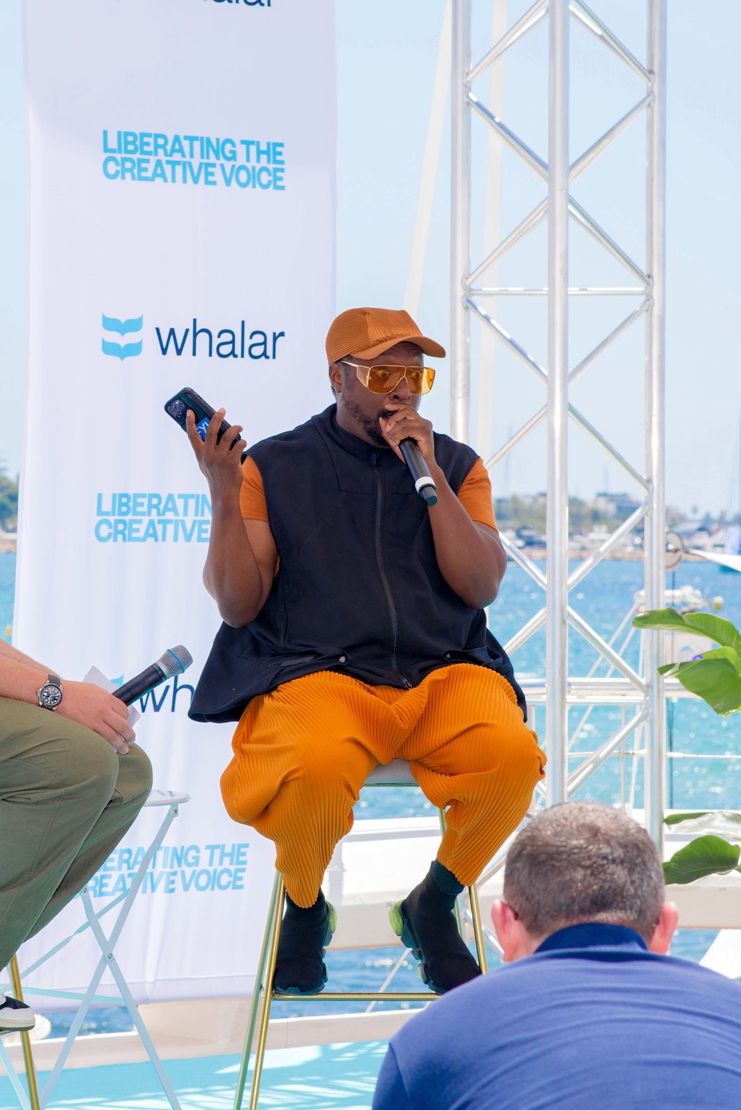 Timeless essence in event photography at a glamorous French Riviera show