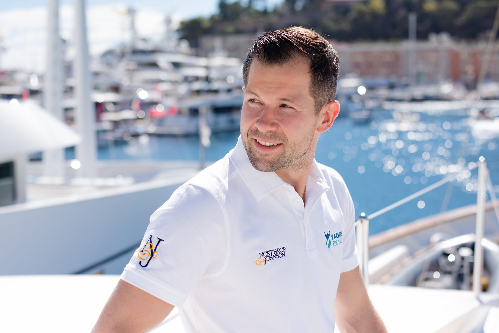 Splendid capture in event photography at a stylish yacht gathering