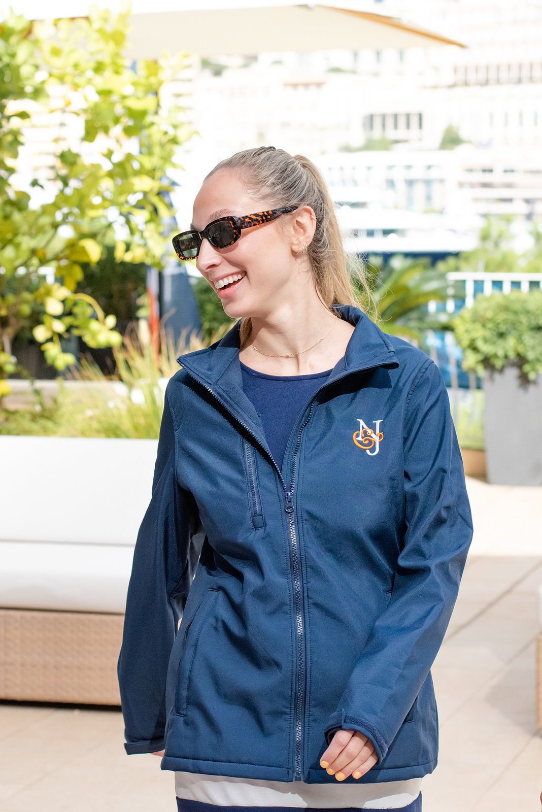 Exciting moment in event photography at a luxurious yacht gathering