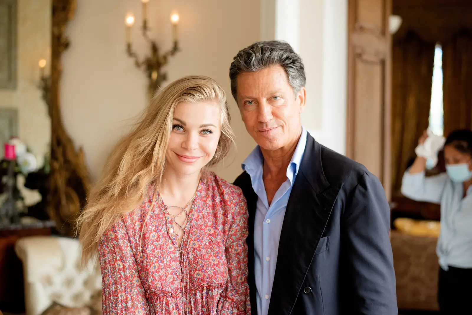 Joyful mood in event photography at a high-end event in Nice