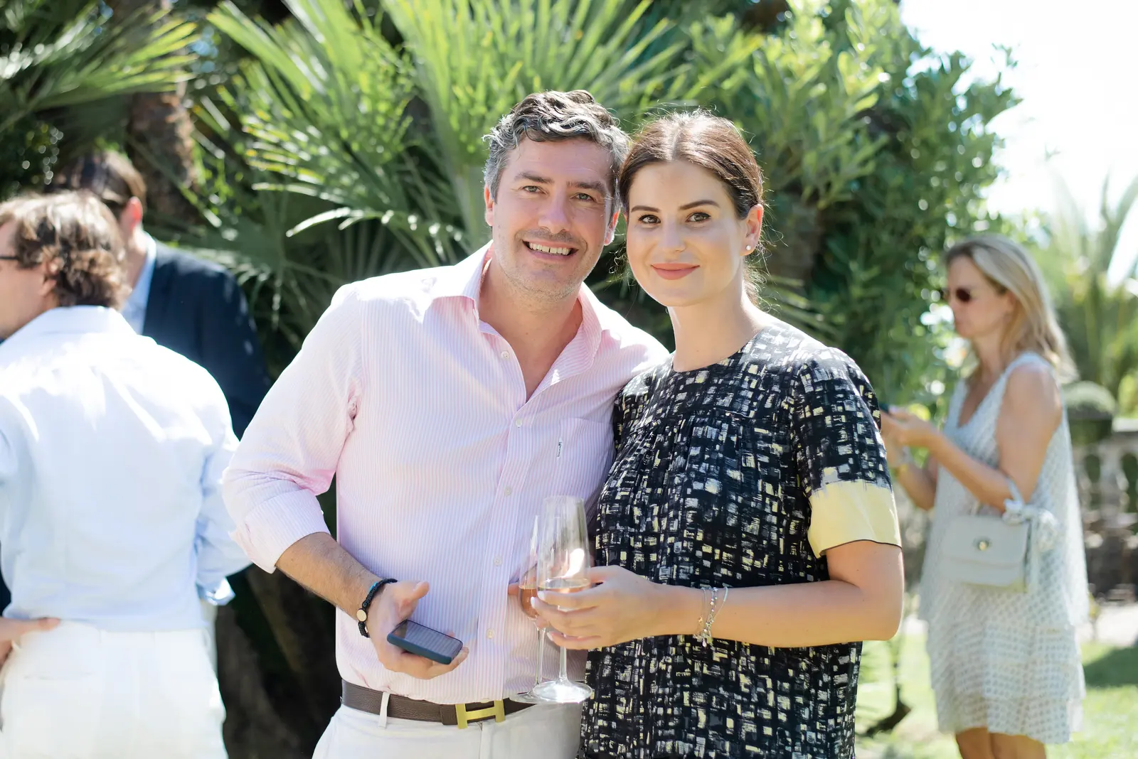 Unique viewpoint in event photography at a distinguished gathering