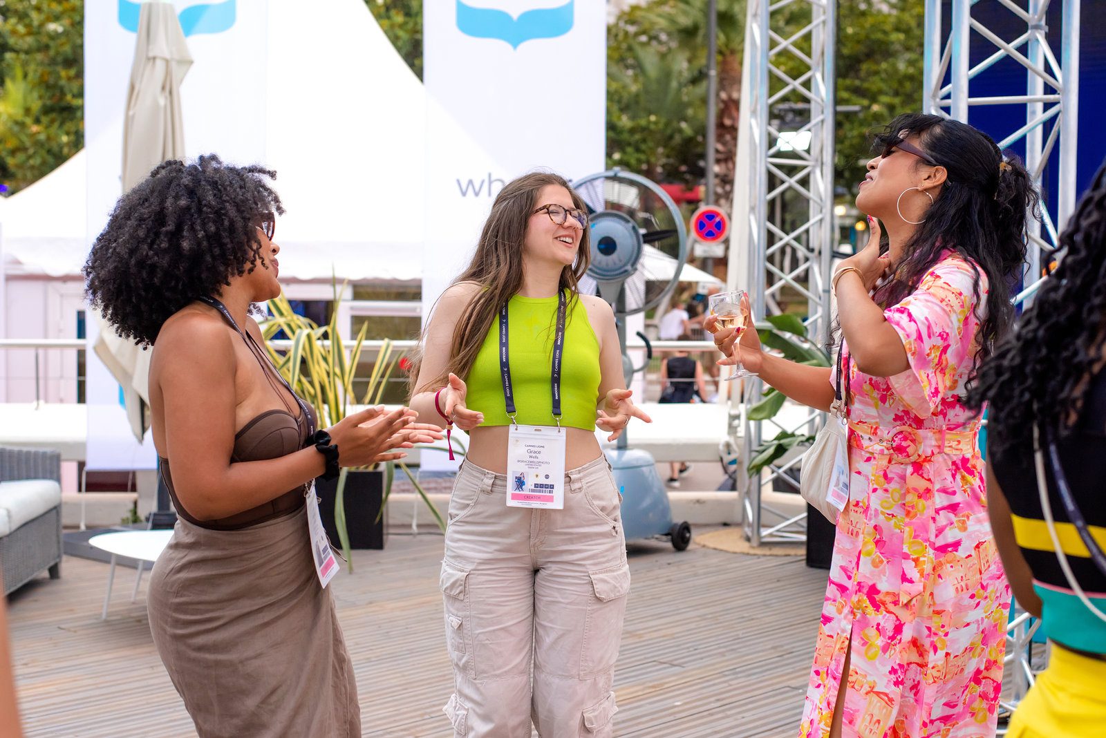 Lively zest in event photography at a stylish French Riviera show