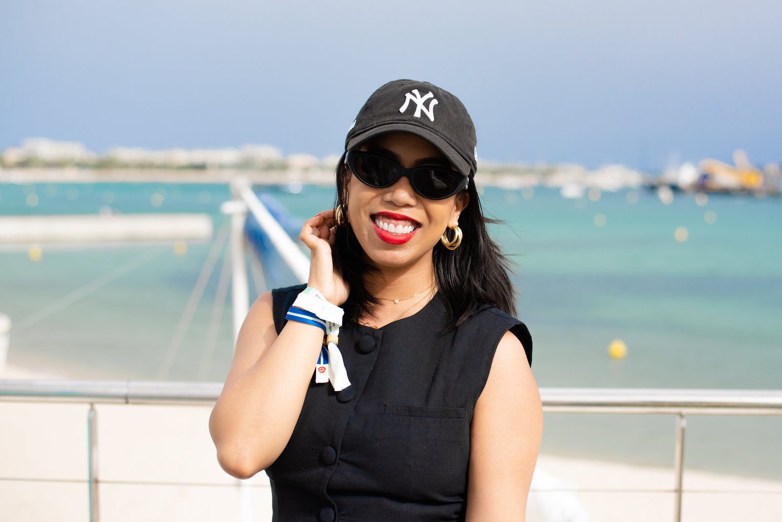 Glitzy scene in event photography at a luxurious French Riviera show