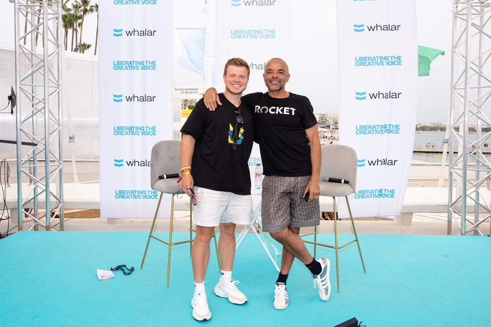 Vivid highlight in event photography at a prestigious coastal event