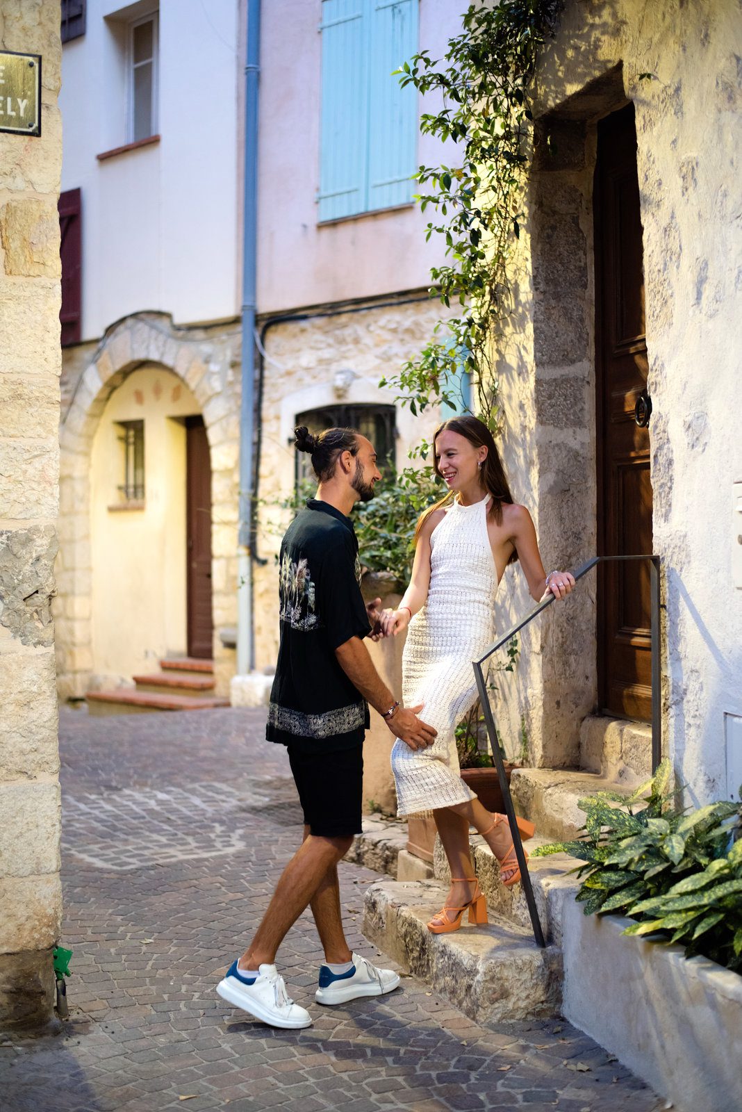 Artistic vacation photography French Riviera highlighting Antibes creative inspiration and cultural richness