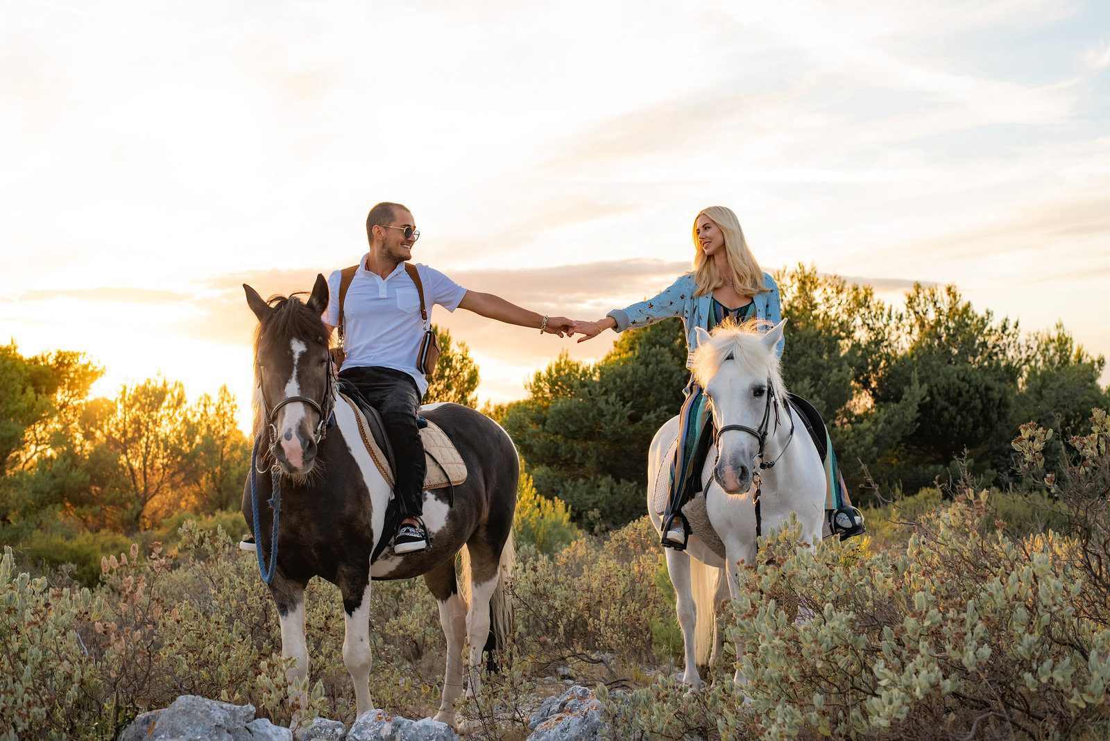 Captivating vacation photography French Riviera highlighting romantic moments and couple getaway magic